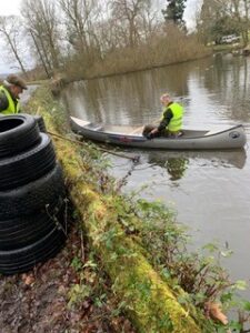 Tyre Fishing 4